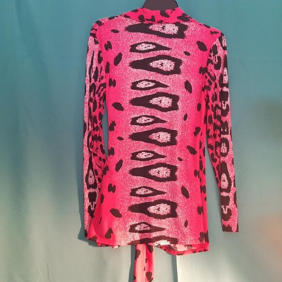 NEW ! Max & Rina Women Blouse Pink/Black Front Wrap Tie Size S - Picture 2 of 9